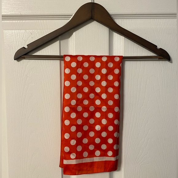 Vintage Polka Dot Ascot - Picture 4 of 4